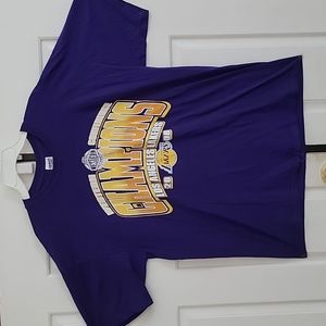 Lakers t-shirt